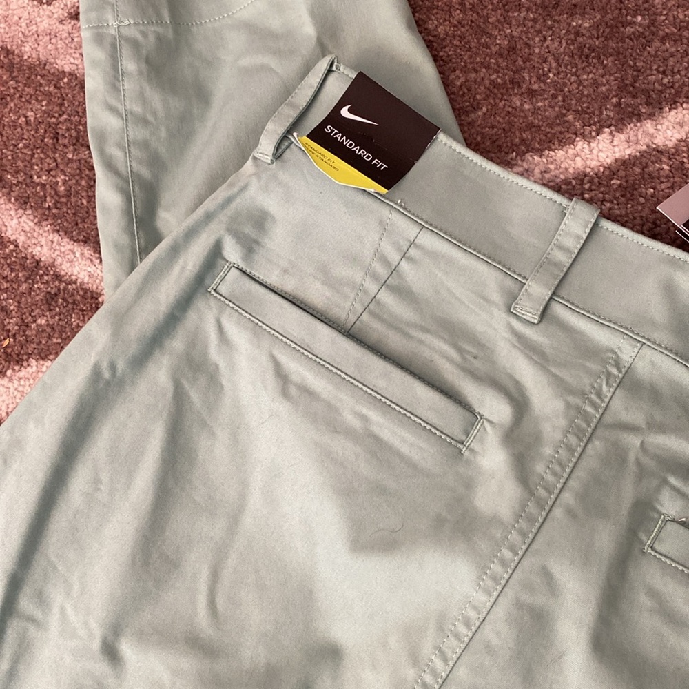 New Men’s Nike Dri Fit UV Golf Chino Pants 32 x 32 - Picture 7 of 10